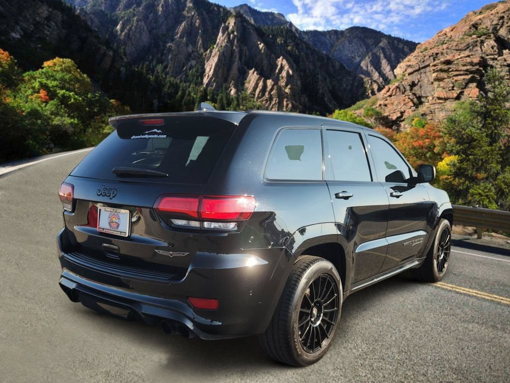 Used 2021 Jeep Grand Cherokee Trackhawk AWD/4WD image 3