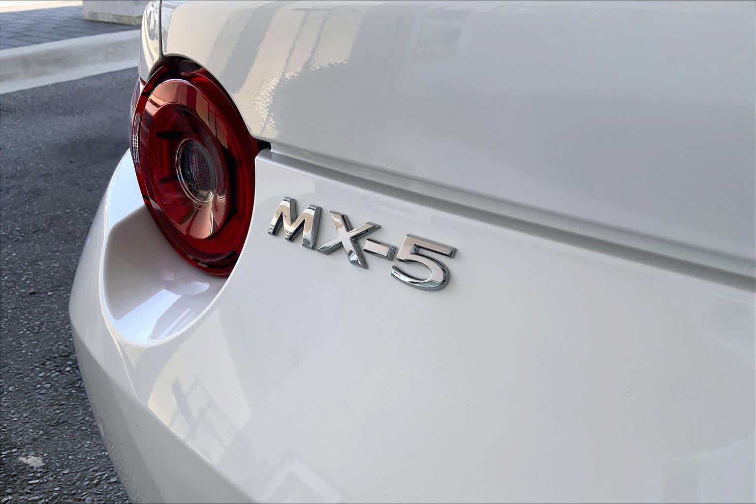 Used 2025 MAZDA MX-5 Miata RF Grand Touring RWD image 31