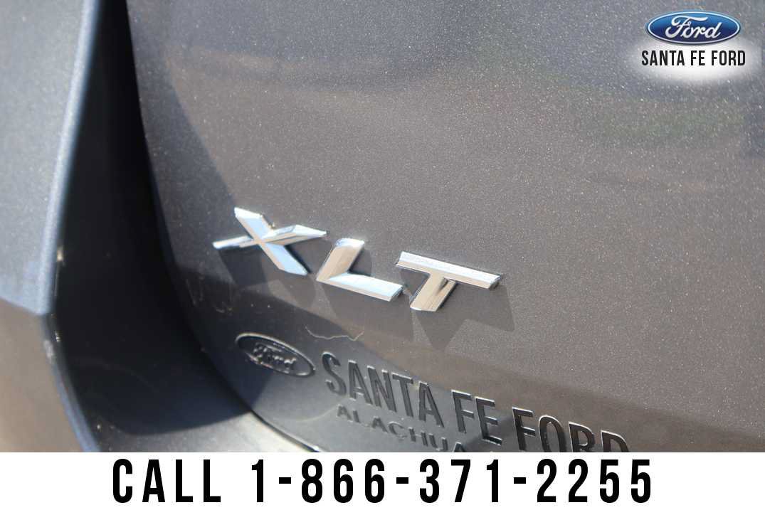 New 2024 Ford Explorer XLT w/ Equipment Group 202A AWD/4WD image 11