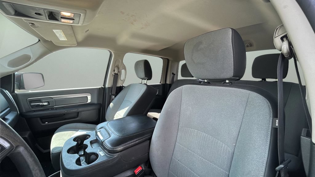 Used 2021 RAM 1500 Classic SLT AWD/4WD image 10