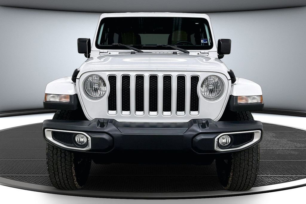 Used 2018 Jeep Wrangler Unlimited Sahara w/ Dual Top Group image 2