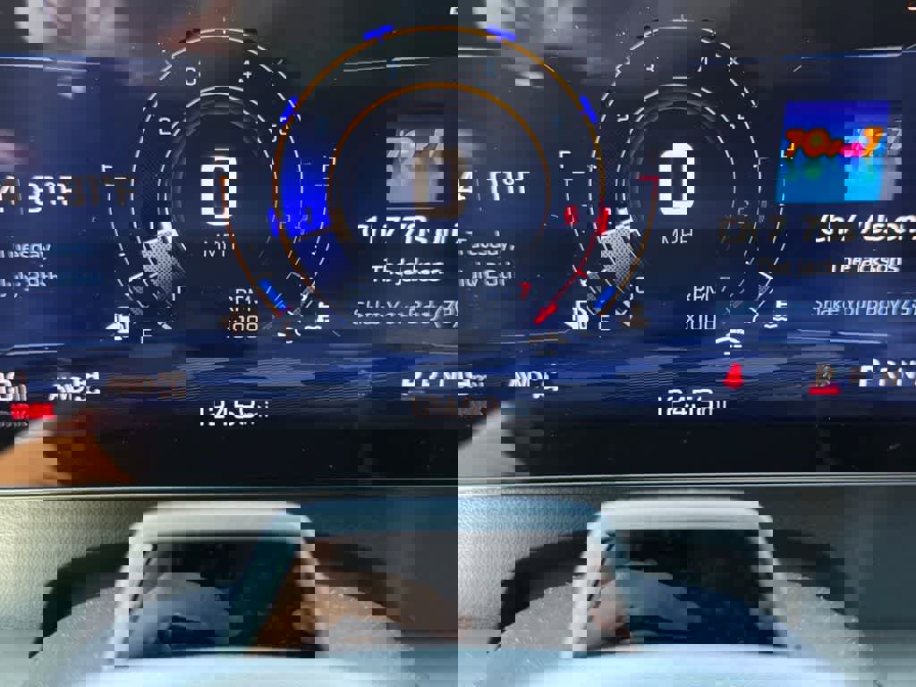 Used 2024 Chevrolet Traverse LT w/ Enhanced Driving Package image 99