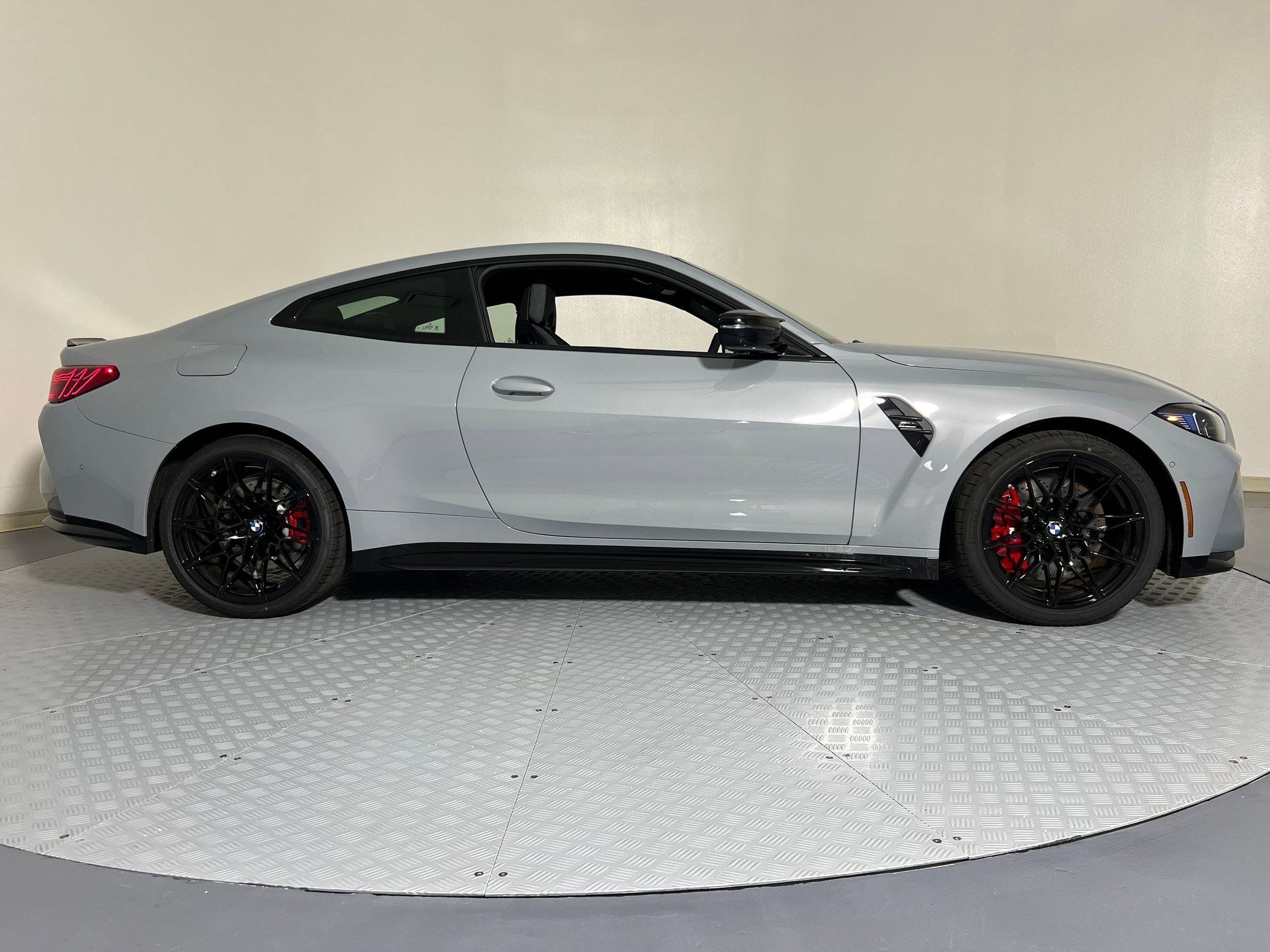 New 2026 BMW M4 Competition w/ Executive Package image 6