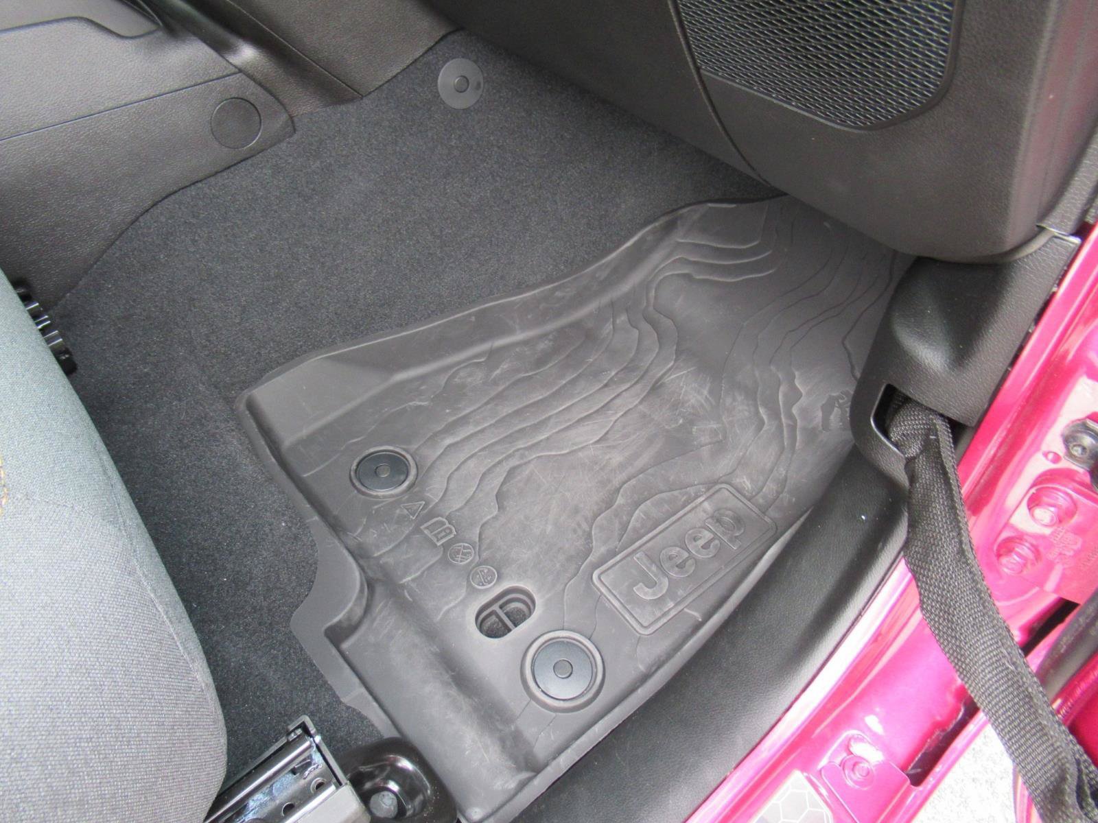 Used 2024 Jeep Wrangler Sport AWD/4WD image 26