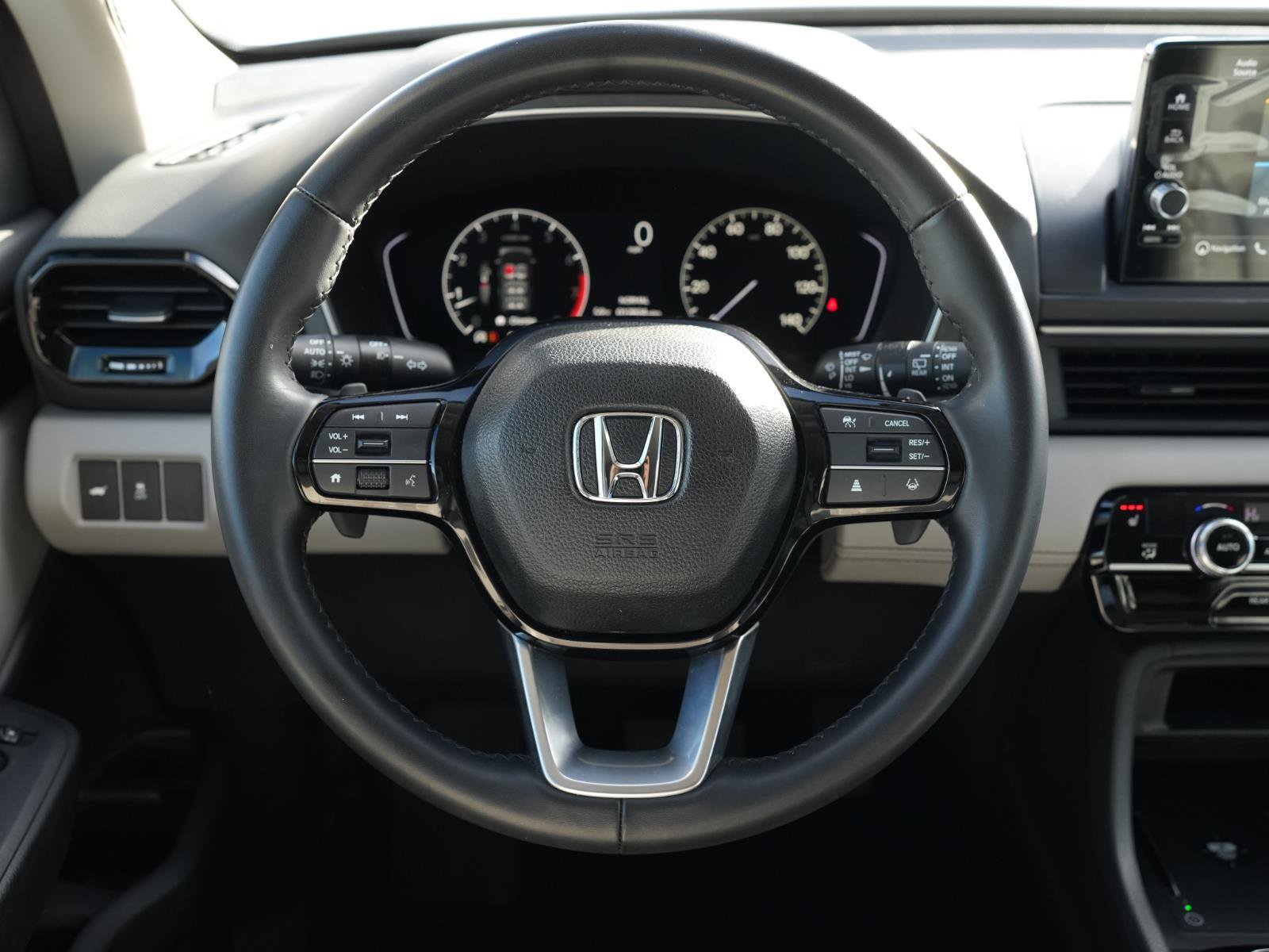 Used 2023 Honda Pilot Touring image 22