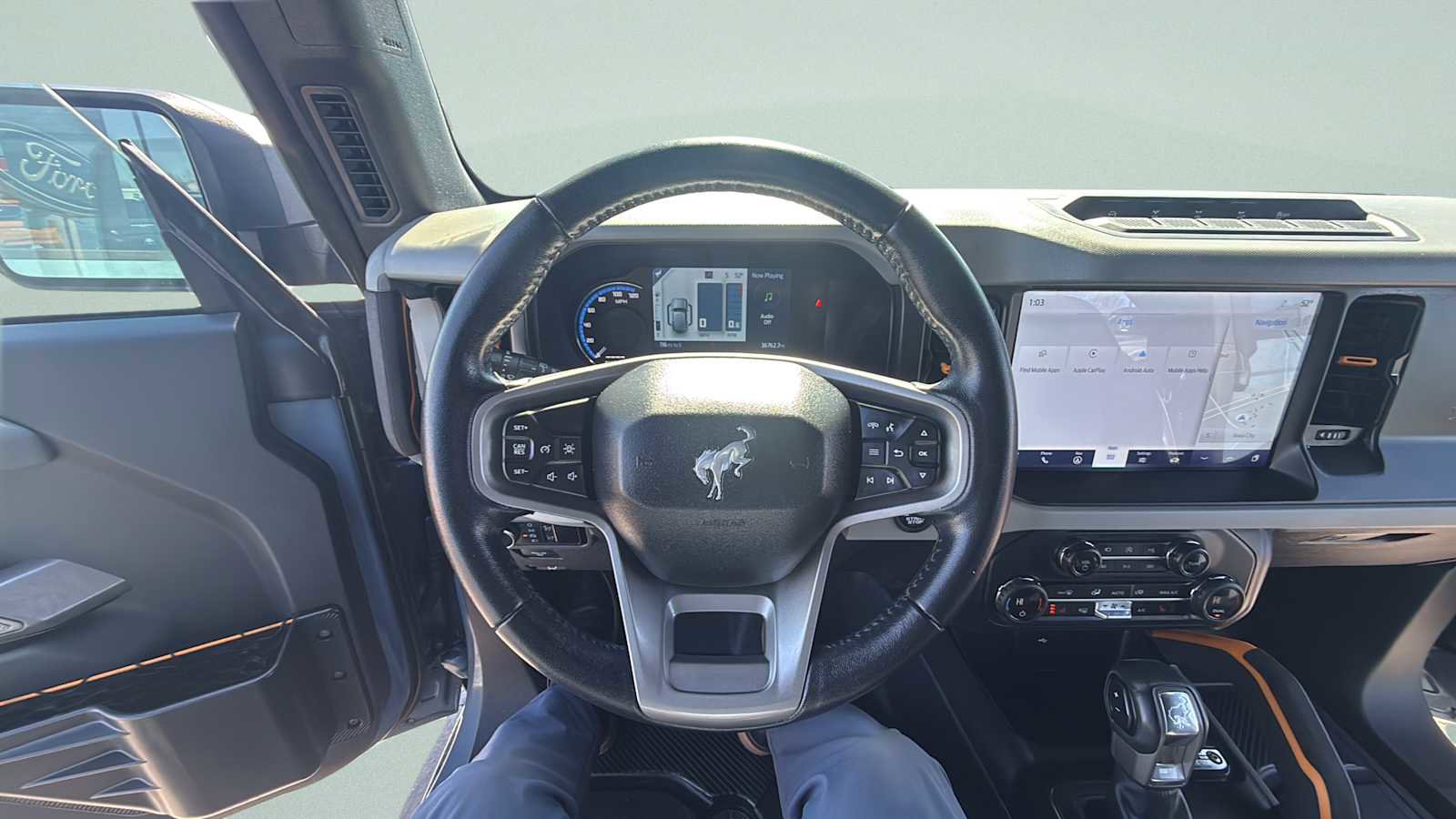 Used 2023 Ford Bronco Badlands image 13