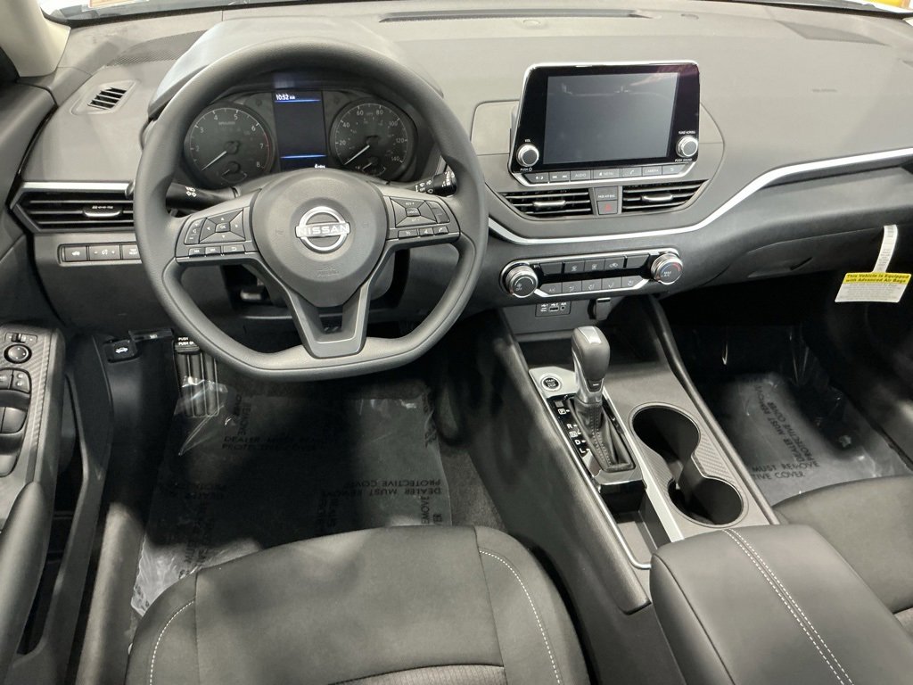 New 2025 Nissan Altima 2.5 S image 13