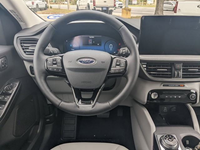 New 2025 Ford Escape SE w/ PHEV Premium Package FWD image 5