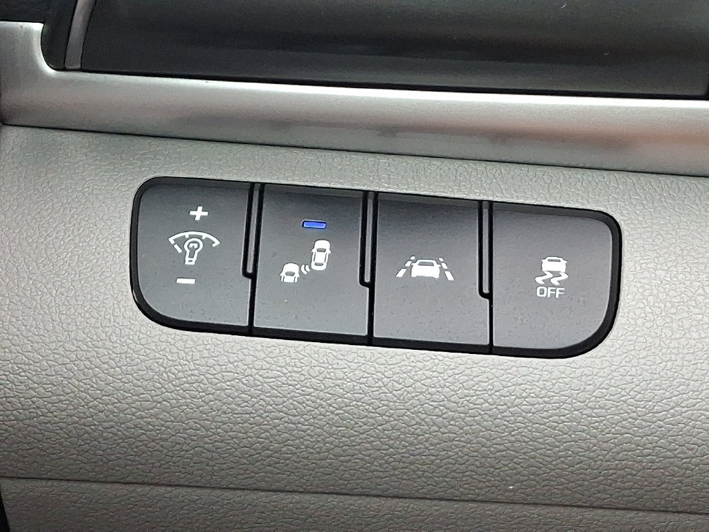 Used 2019 Hyundai Elantra Value Edition FWD image 24