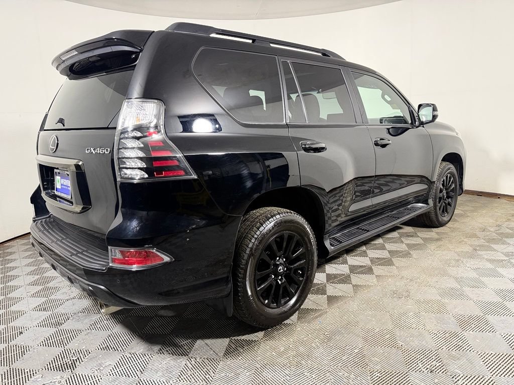 Used 2023 Lexus GX 460 w/ Black Line Special Edition AWD/4WD image 7