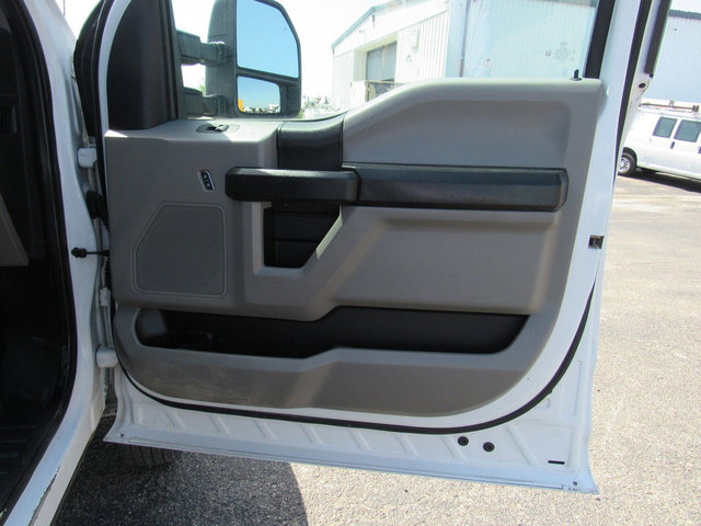 Used 2021 Ford F550 2WD Regular Cab Super Duty image 12