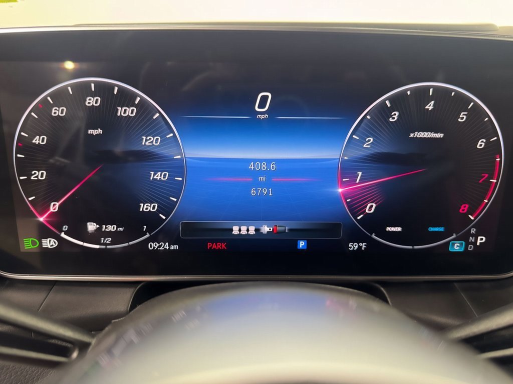 Used 2024 Mercedes-Benz GLC 300 4MATIC image 14