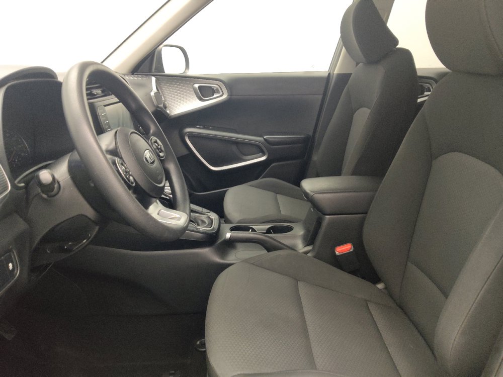 Used 2021 Kia Soul LX FWD image 17