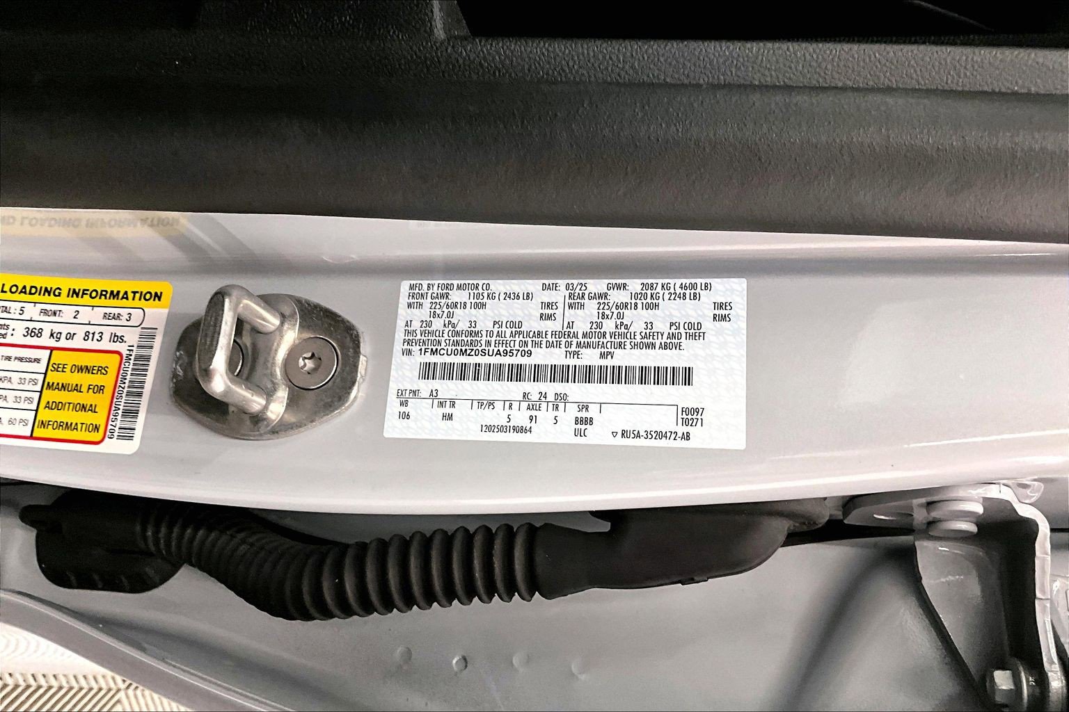 Used 2025 Ford Escape ST-Line w/ Equipment Group 301A FWD image 38