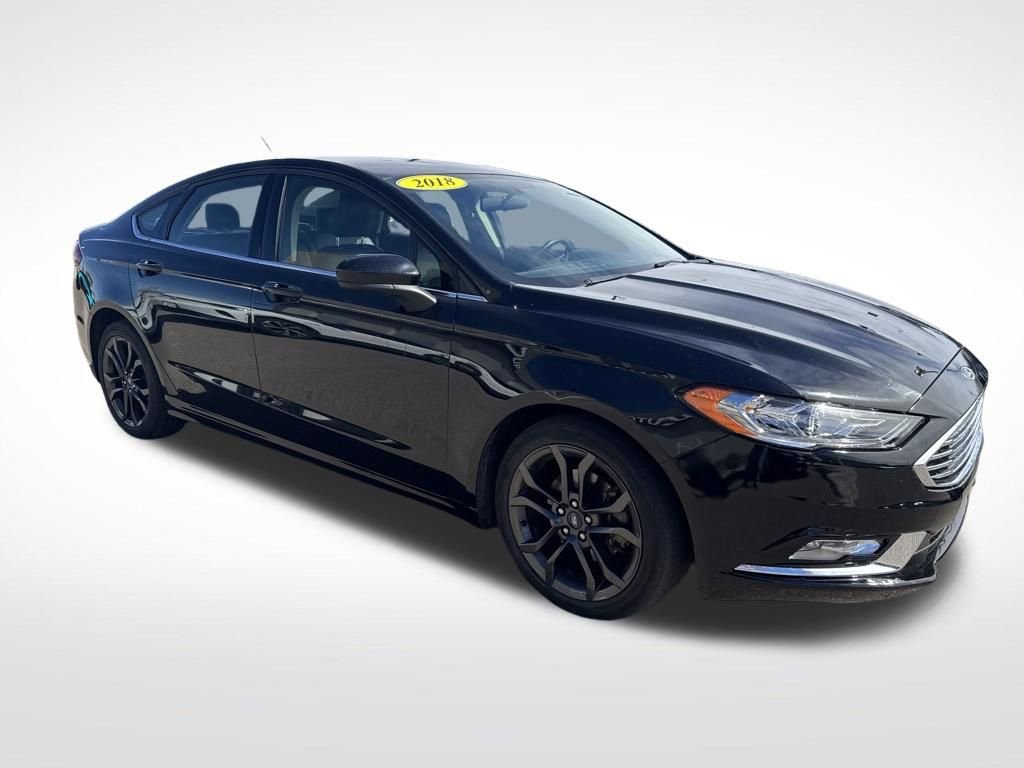 Used 2018 Ford Fusion SE w/ Equipment Group 201A image 7