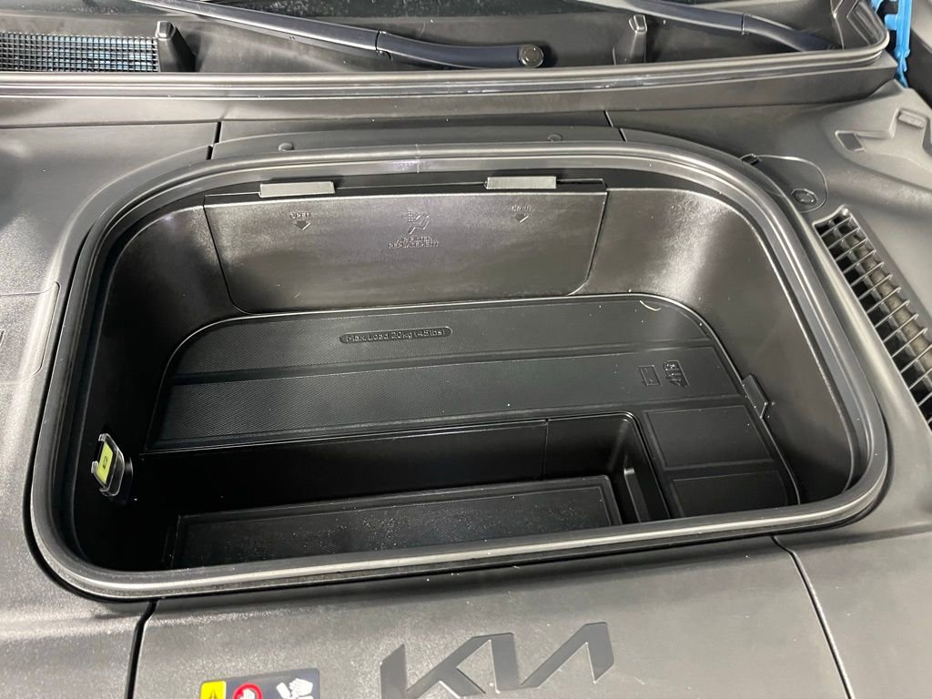 Used 2025 Kia EV9 Wind image 33
