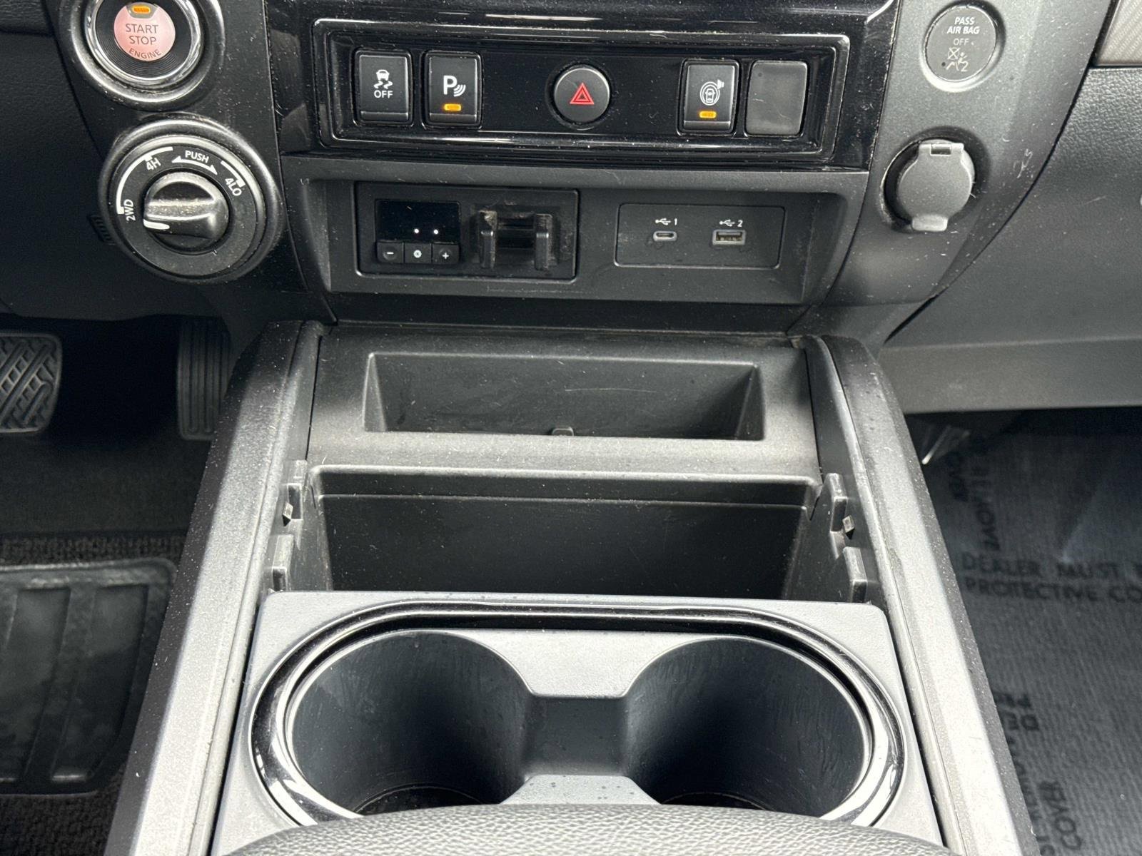 Used 2022 Nissan Titan PRO-4X w/ Pro-4x Utility Package image 12