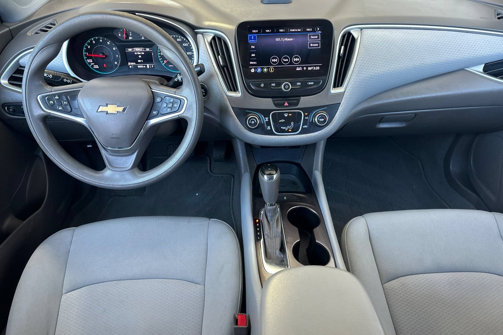 Used 2019 Chevrolet Malibu LS FWD image 13