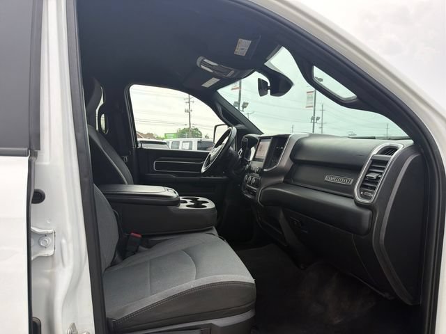 Used 2024 RAM 2500 Big Horn AWD/4WD image 35