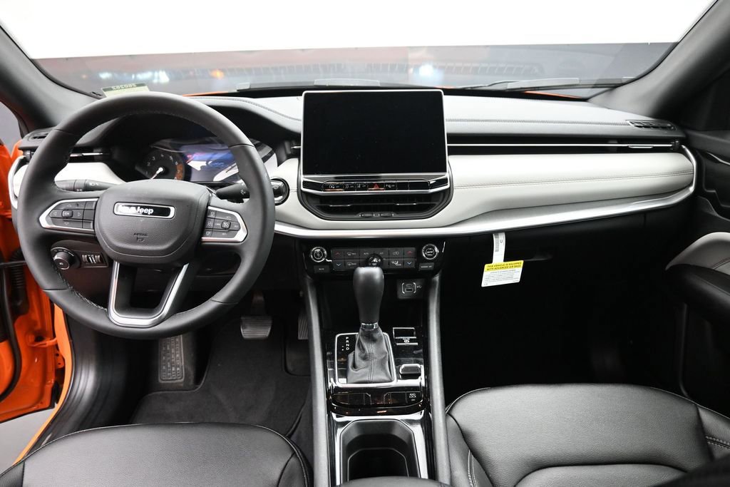 New 2026 Jeep Compass Limited AWD/4WD image 21