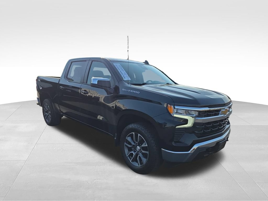 Used 2024 Chevrolet Silverado 1500 LT AWD/4WD image 8