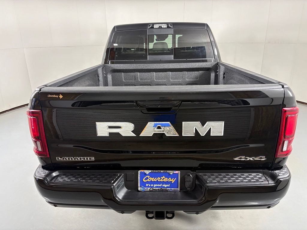 New 2026 RAM 2500 Laramie AWD/4WD image 7