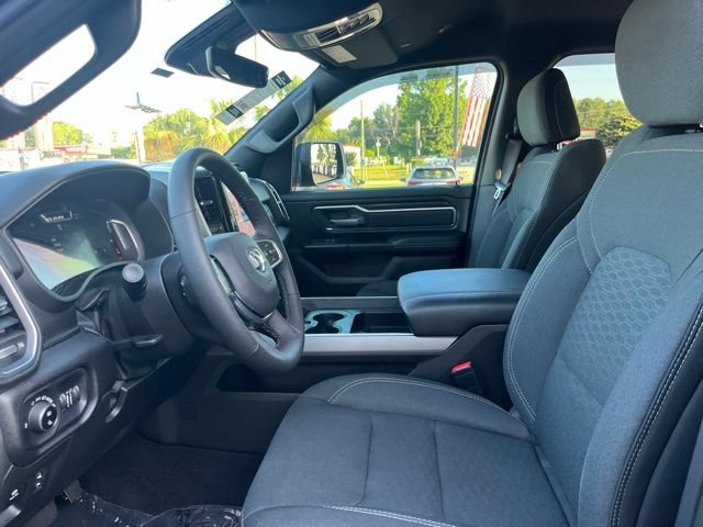 Used 2025 RAM 1500 Big Horn AWD/4WD image 7