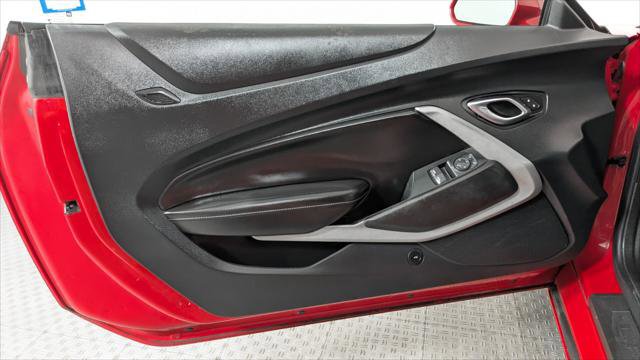 Used 2018 Chevrolet Camaro LT w/ RS Package image 13