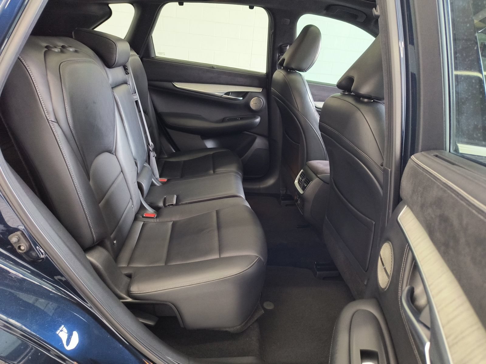 Used 2019 INFINITI QX50 Essential w/ Sensory Package FWD image 27