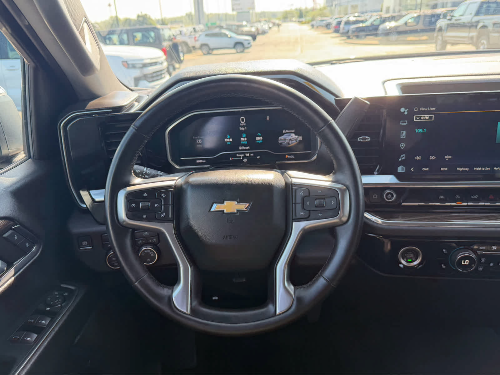 Used 2024 Chevrolet Silverado 1500 LT AWD/4WD image 16