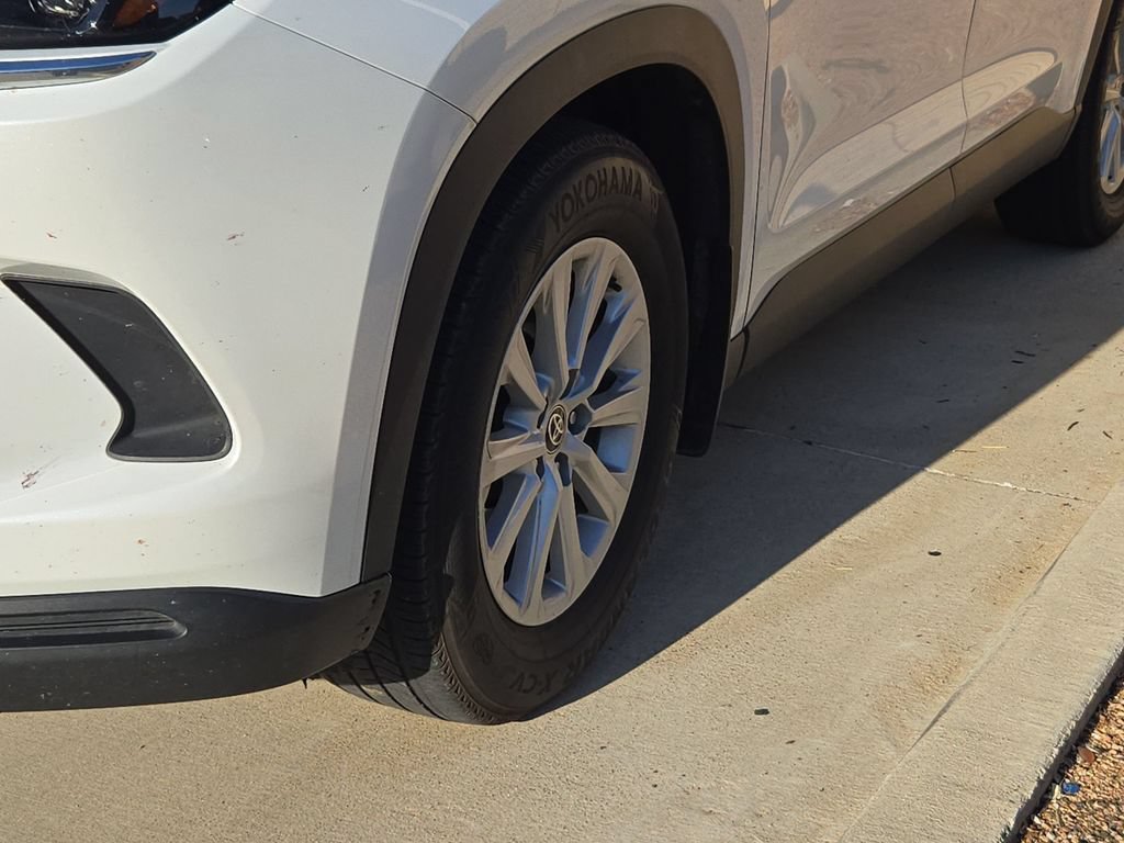 Used 2024 Toyota Grand Highlander FWD image 8