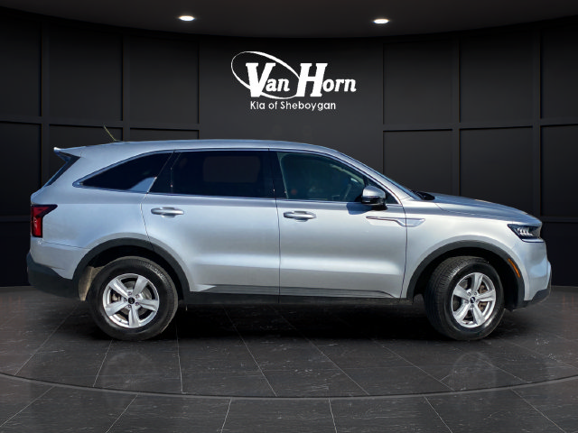 Used 2021 Kia Sorento LX AWD/4WD image 8