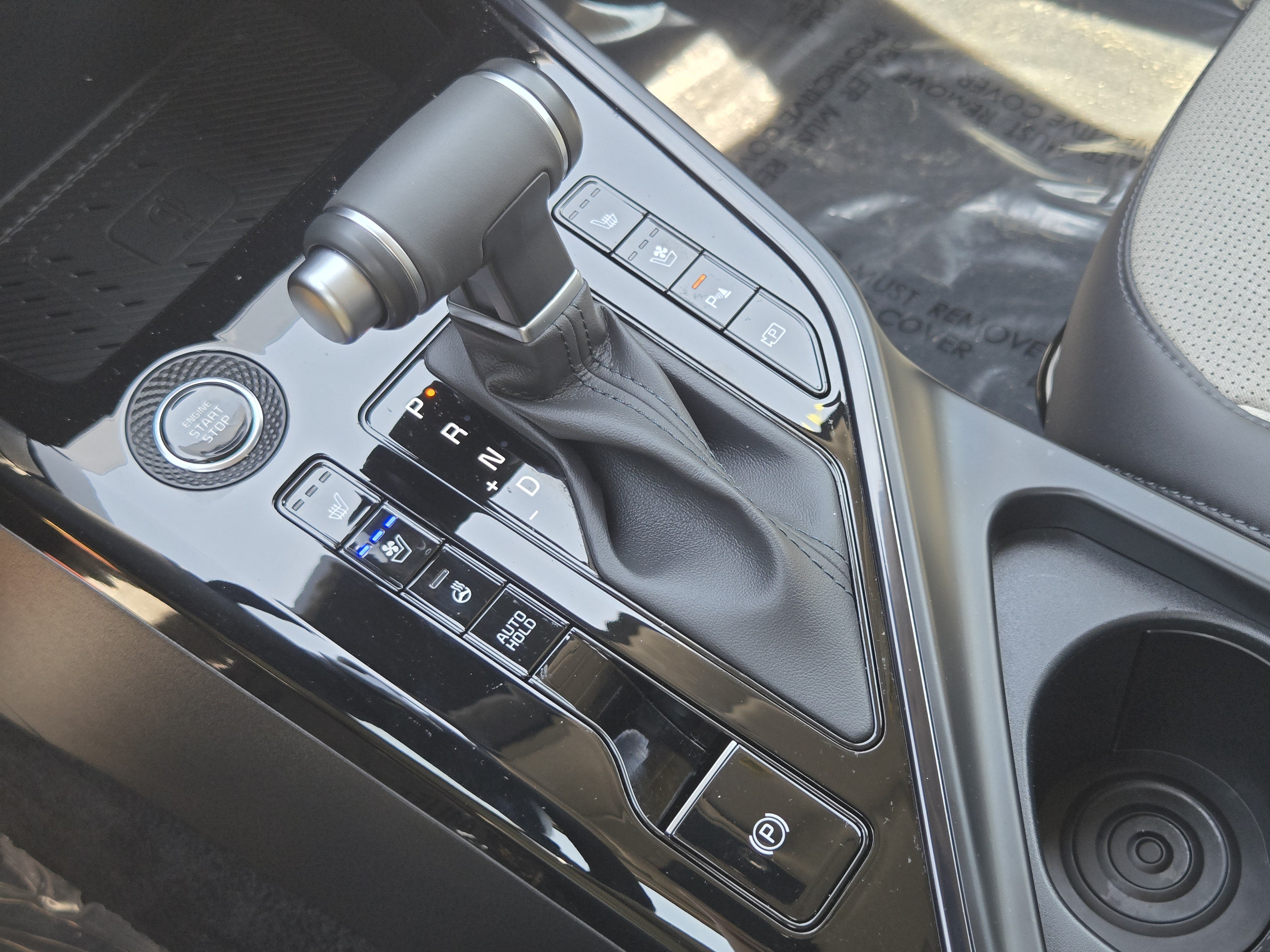 Used 2025 Kia Niro SX Touring FWD image 22