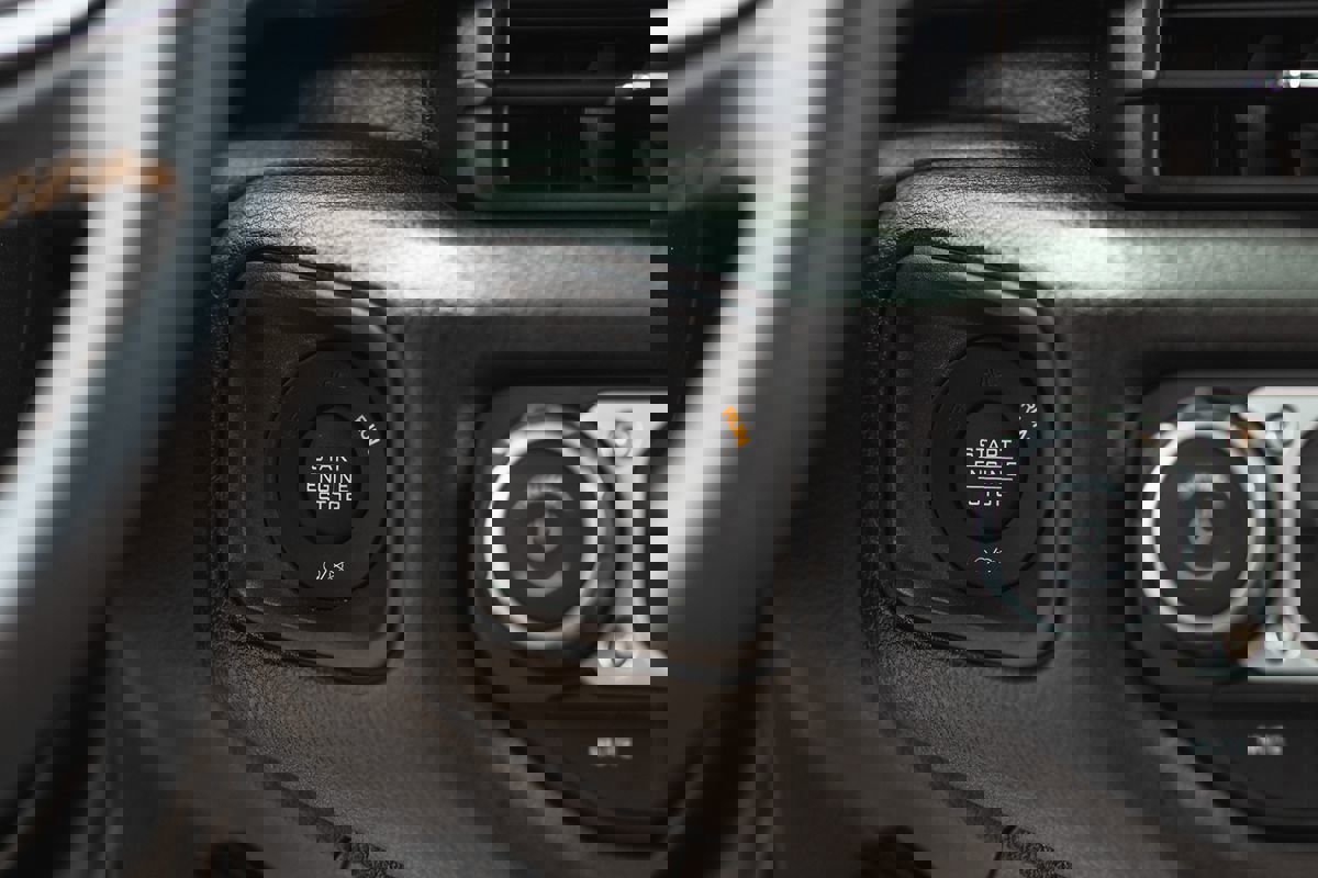 Used 2024 Jeep Gladiator Sport image 35