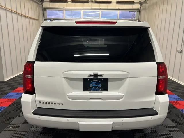 Used 2017 Chevrolet Suburban LT w/ LT Signature Package AWD/4WD image 5