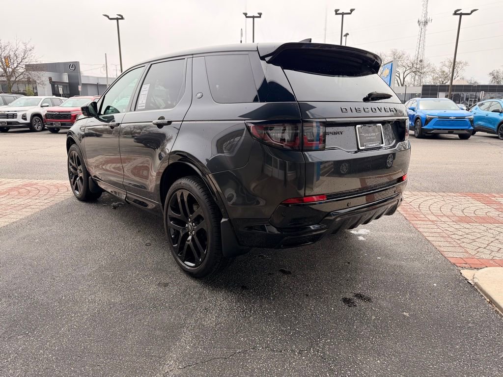 Used 2025 Land Rover Discovery Sport Dynamic SE image 6
