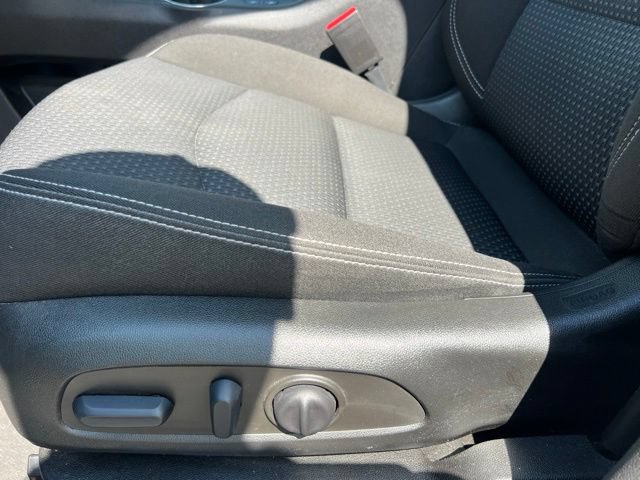 Used 2022 GMC Terrain SLE w/ Driver Convenience Package AWD/4WD image 24