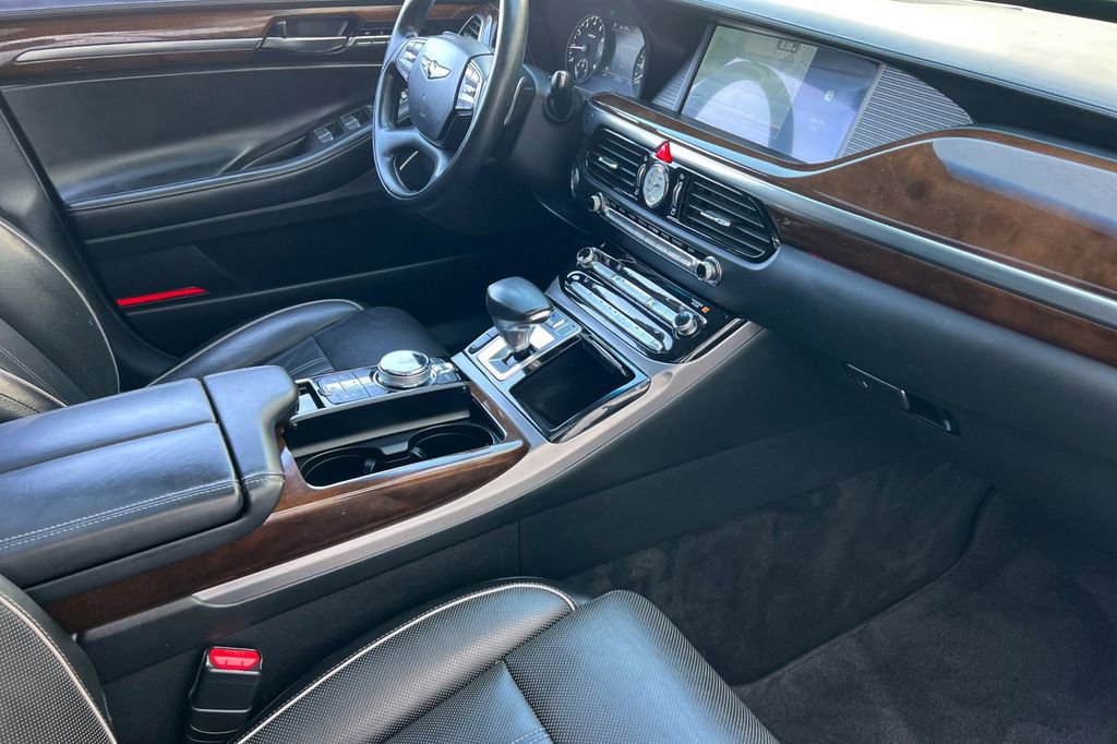 Used 2018 Genesis G90 5.0 Ultimate AWD/4WD image 17