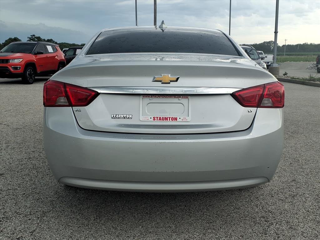 Used 2015 Chevrolet Impala LT FWD image 24