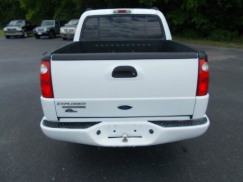 Used 2004 Ford Explorer Sport Trac XLT RWD image 15
