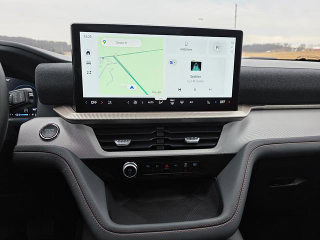 New 2026 Ford Explorer Active w/ Active Comfort Package image 15