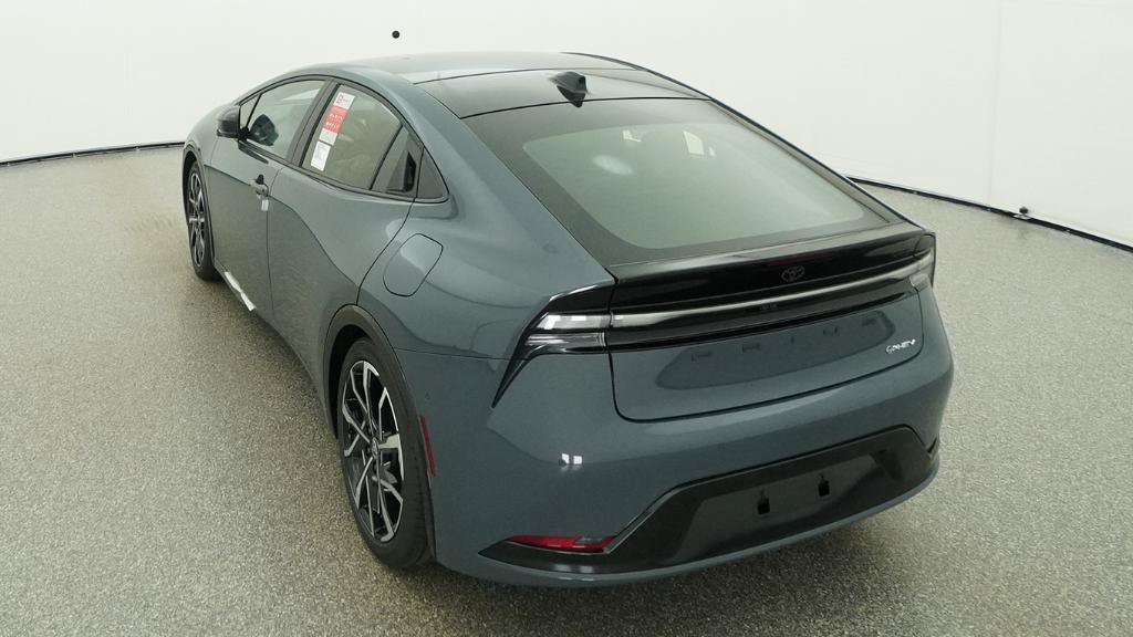 New 2026 Toyota Prius Plug-In Hybrid FWD image 9