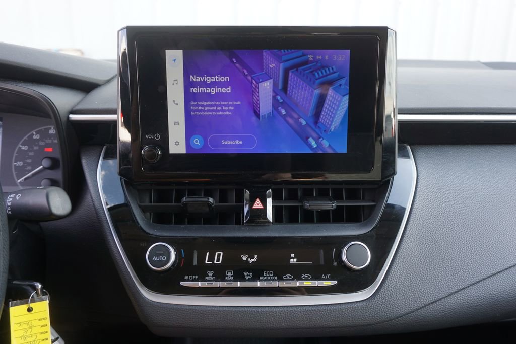 Used 2023 Toyota Corolla LE FWD image 8