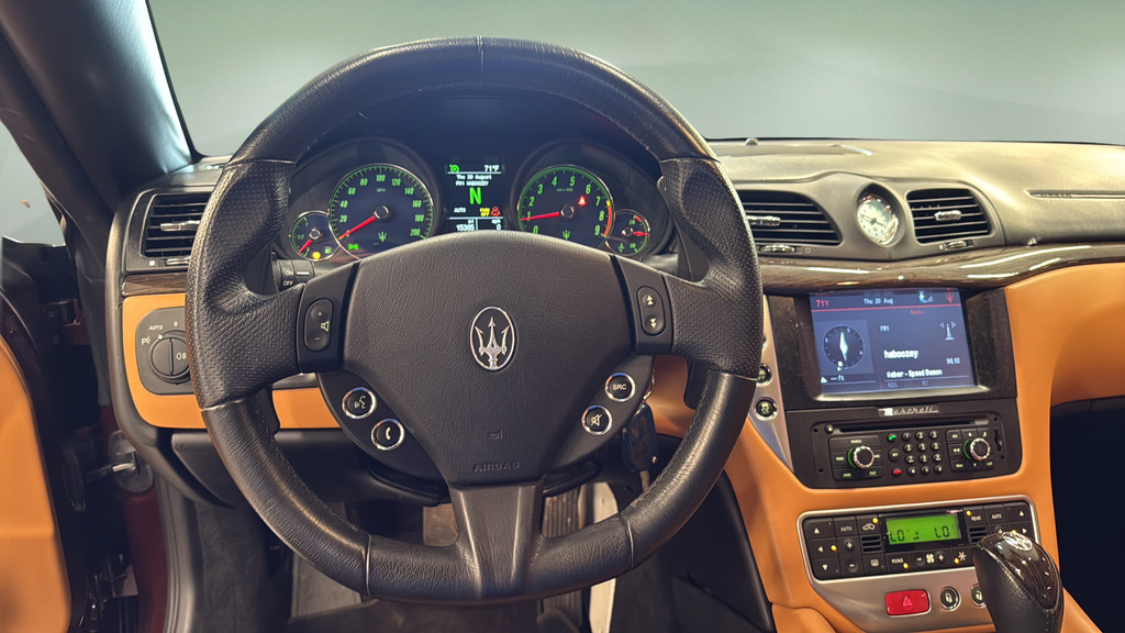 Used 2015 Maserati GranTurismo Convertible RWD image 41