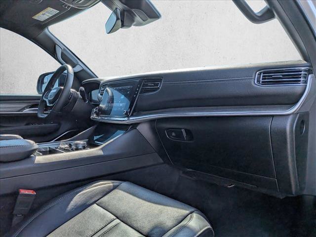 Used 2023 Jeep Wagoneer Series III w/ Preferred Equipment Group image 22