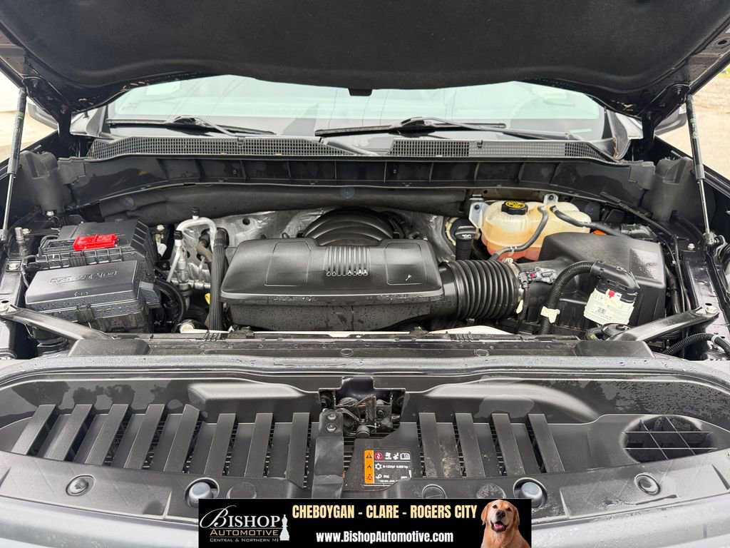Used 2022 Chevrolet Silverado 1500 LT w/ Z71 Off-Road Package AWD/4WD image 16