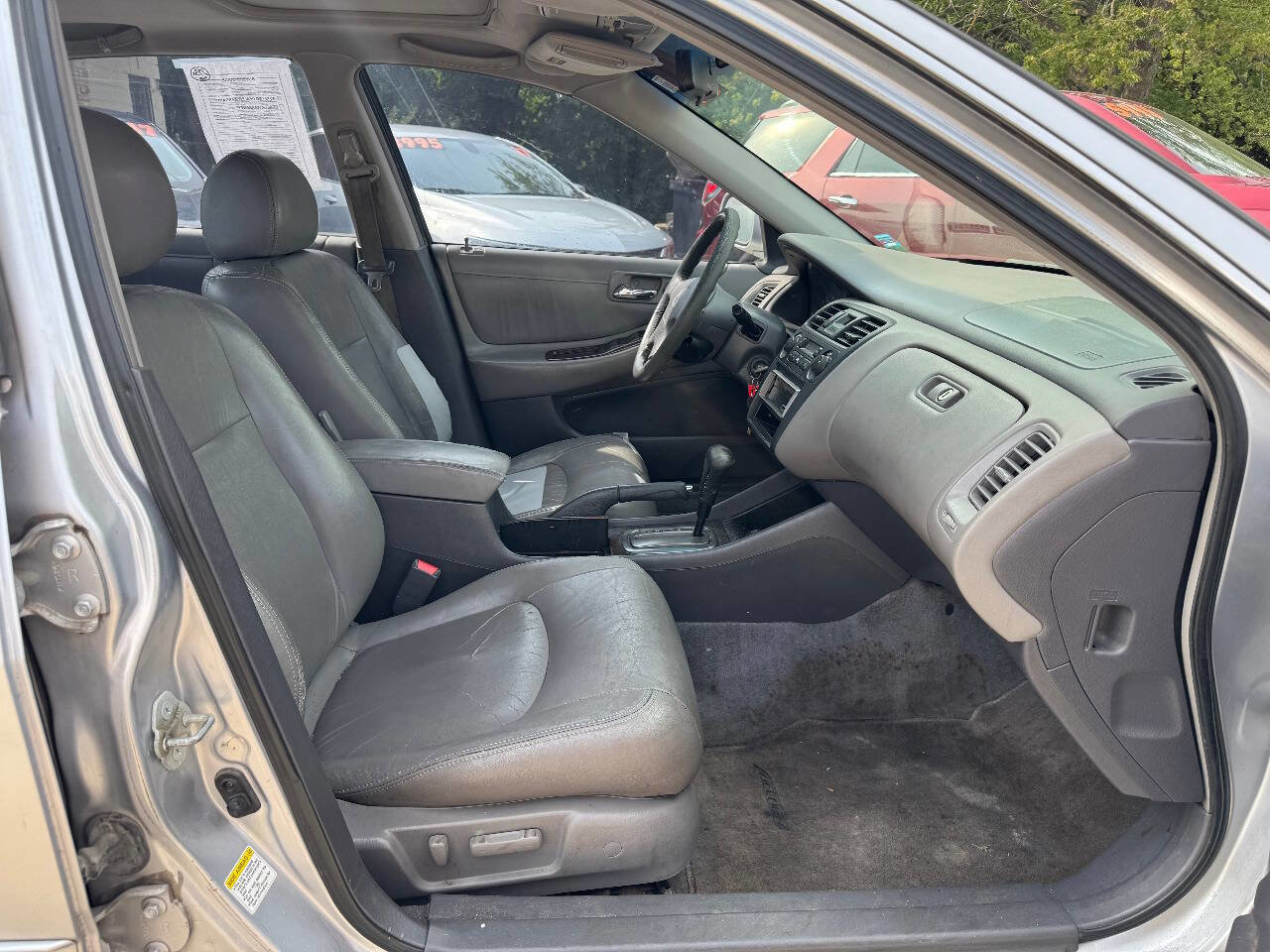 Used 2001 Honda Accord EX image 10