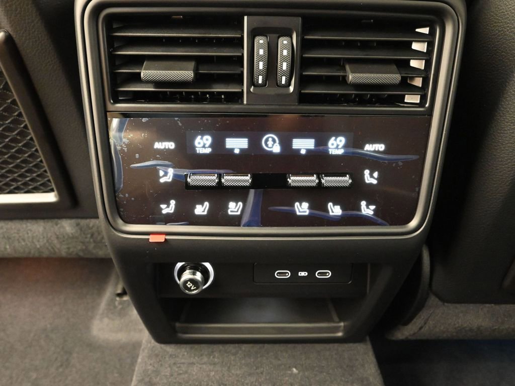 New 2026 Porsche Cayenne S image 18