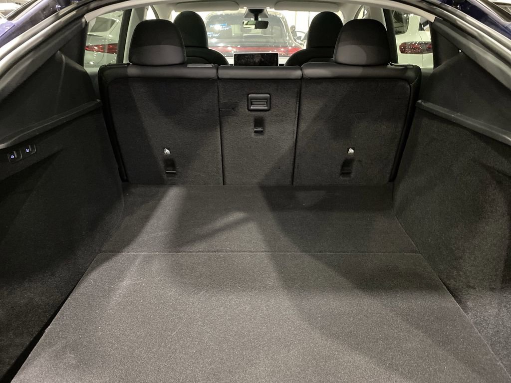 Used 2023 Tesla Model Y Performance image 21