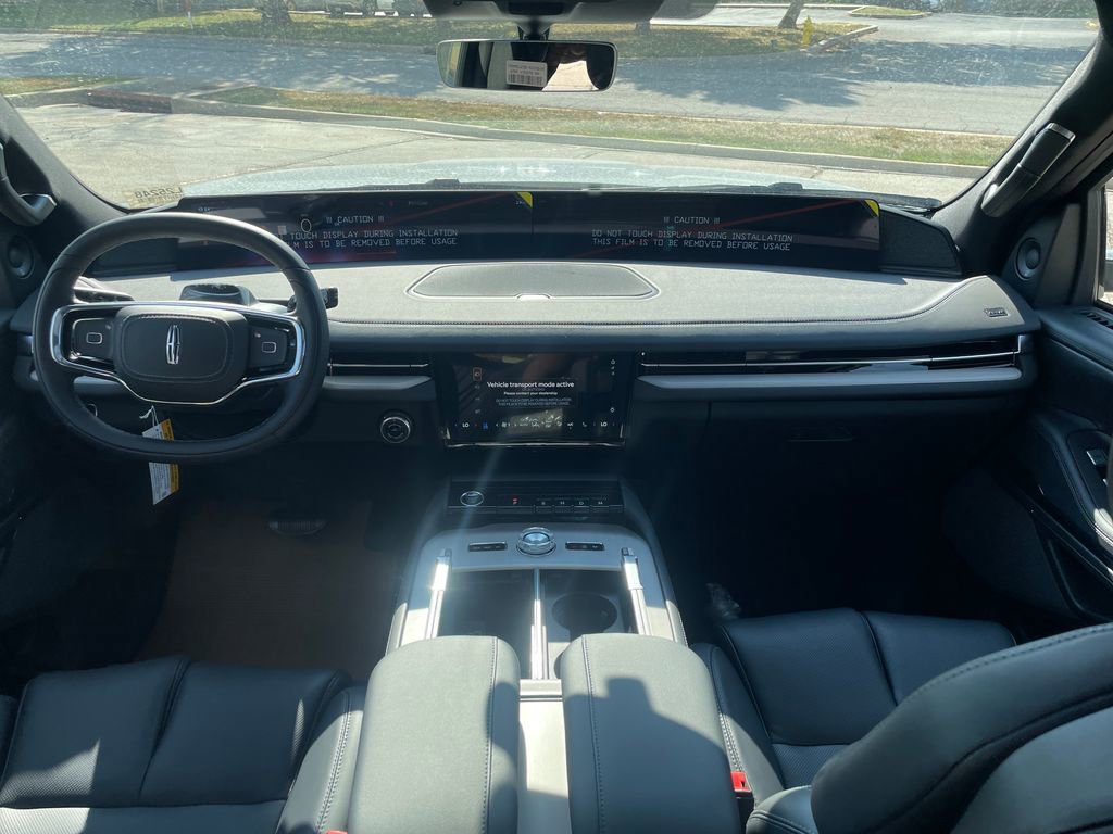 New 2025 Lincoln Navigator Reserve w/ Jet Appearance Package image 12